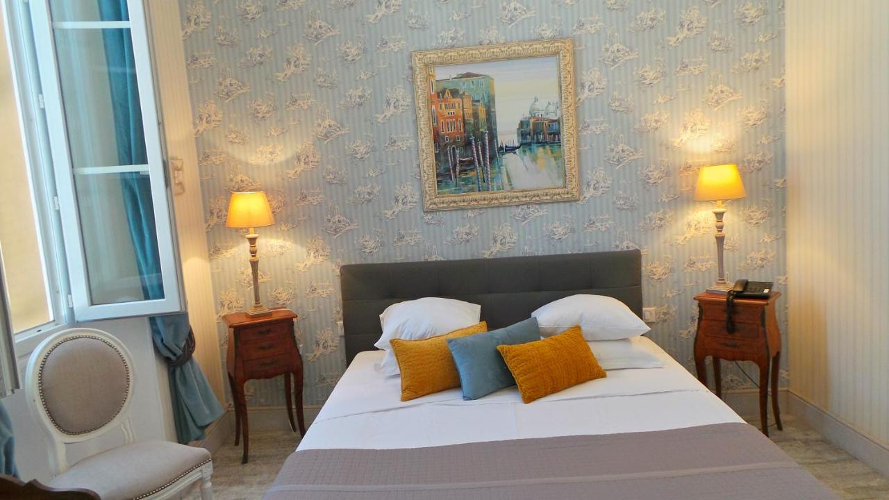 Hotel Relais Du Postillon Antibes Zewnętrze zdjęcie